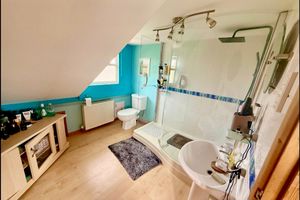 Bedroom1 En-suite- click for photo gallery